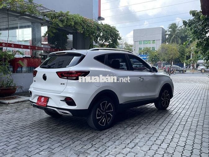 MG MGZS 2025 Luxury 1.5 AT 2WD - 1000 km