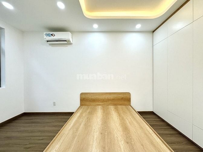 Bán nhà đường Nguyễn Đình Chính Q.Phú Nhuận - 4,3m x 13m - giá 12,9 tỉ