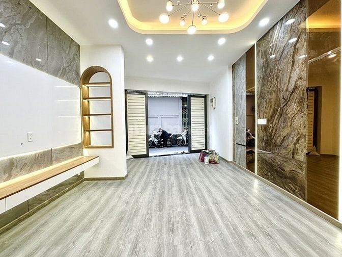 Bán nhà đường Nguyễn Đình Chính Q.Phú Nhuận - 4,3m x 13m - giá 12,9 tỉ