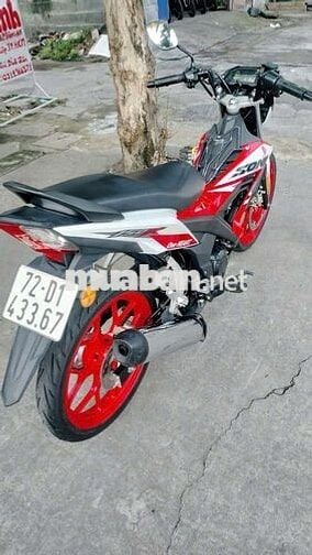 Sonic như mới zin 100% vỏ còn theo xe odo18k bs72