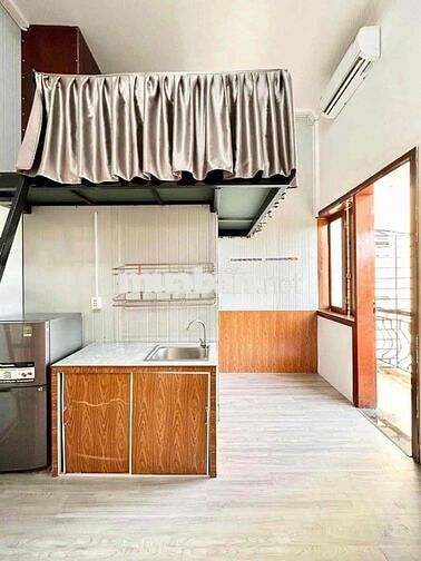 ✨ Cho thuê phòng gác Bancol - Cửa sổ - ngay Cầu Công Lý Giáp Quận 3