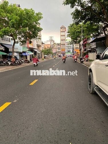 NHÀ CHÍNH CHỦ TRANG BÌA - CÁCH MẶT TIỀN NGUYỄN VĂN CỦA 10M - 4 TẦNG
