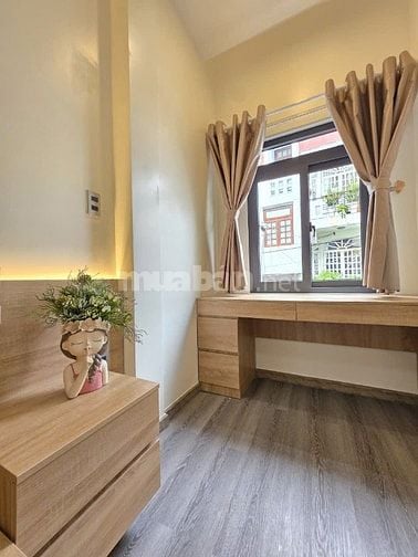 ⭐️Nhà 4 Lầu tuyệt đẹp THANG MÁY CAO CẤP hẻm xe hơi 5m Lê Văn Sỹ, P1, 