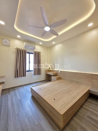 ⭐️Nhà 4 Lầu tuyệt đẹp THANG MÁY CAO CẤP hẻm xe hơi 5m Lê Văn Sỹ, P1, 