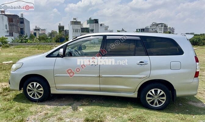 Xe Toyota Innova 2.0E 2016 - 335 Triệu