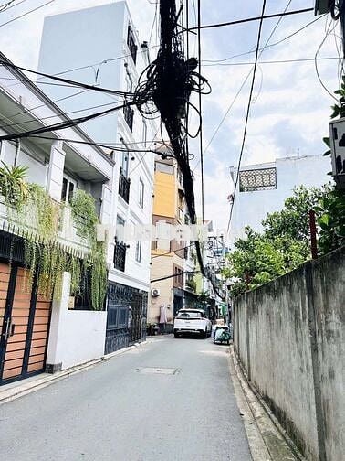 65m2 đất hẻm xe hơi ngủ nhà Nguyễn Kiệm Phú Nhuận 5 tầng 9pn