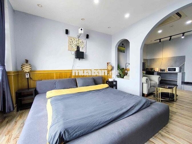 Căn Hộ Studio Ban Công 30m2 - Thang Máy - Gần Bờ Kè Trường Sa