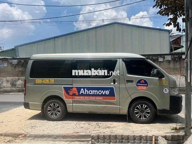 Toyota Hiace 2010 - 230000 km