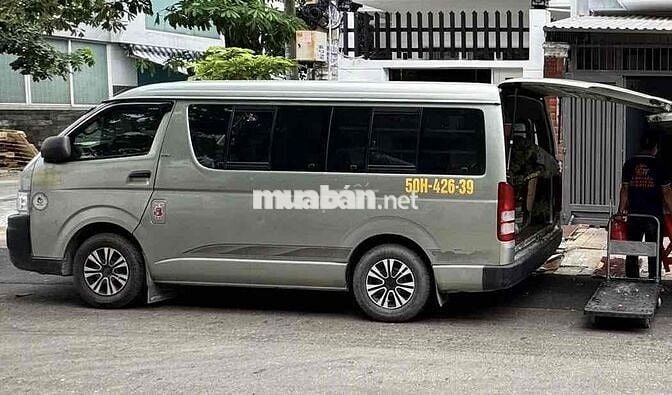 Toyota Hiace 2010 - 230000 km