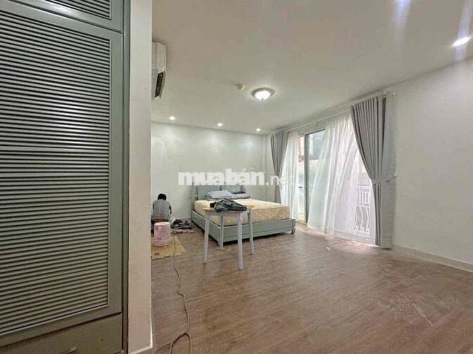Phòng full nội thất mới leng keng siêu rộng check in sớm fix lộc lá