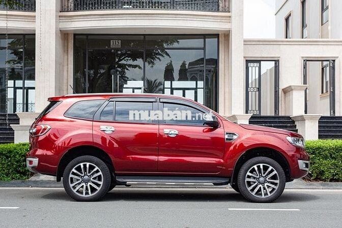 Ford Everest Titanium 2.0L AT 4x2 2021 - 56000 km