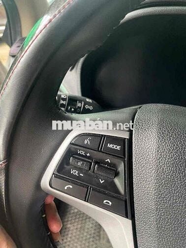 Hyundai Accent 2022 1.4 AT - 48000 km