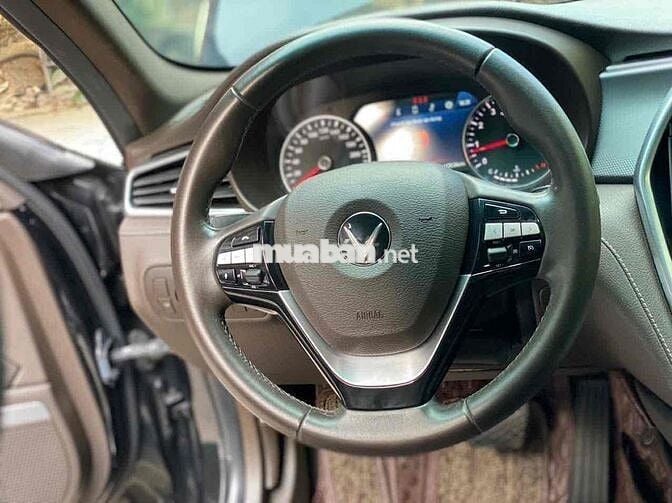 VinFast Lux A2.0 2021 Plus 2.0 AT - 70000 km
