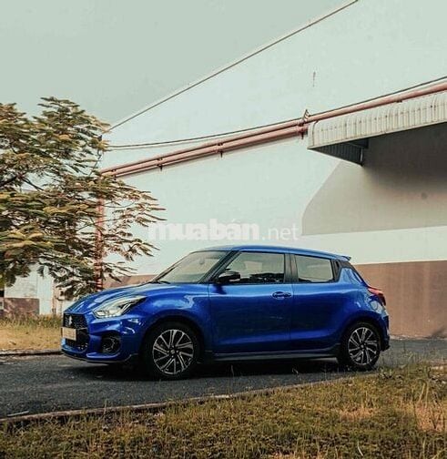 Suzuki Swift 2023 - 12900 km