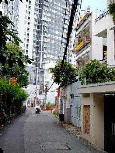 Cho thuê nhà nguyên căn mặt tiền hẻm xe hơi 236 Nguyễn Văn Linh, Q7