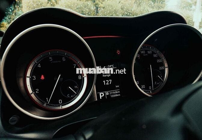 Suzuki Swift 2023 - 12900 km