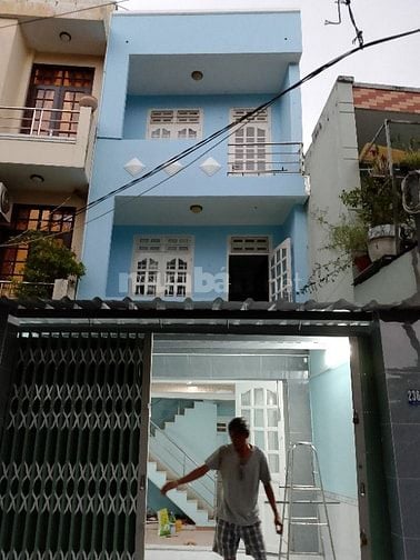 Cho thuê nhà nguyên căn mặt tiền hẻm xe hơi 236 Nguyễn Văn Linh, Q7