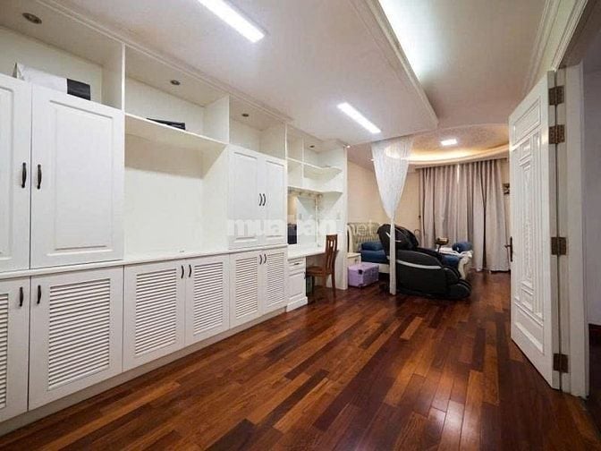 BIỆT THỰ BÌNH THẠNH CÓ HỒ BƠI – 100M², NỞ HẬU TÀI LỘC – GIÁ CHỈ 8.9 TỶ