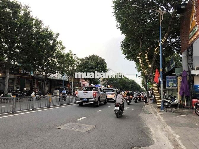 CHO THUÊ NHÀ GÓC 2MT KINH DOANH
