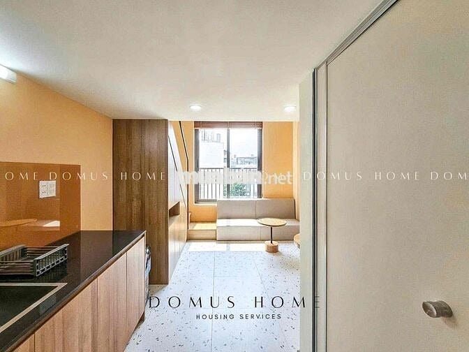 DUPLEX BAN CÔNG FULL NỘI THẤT NGAY HOÀNG HOA THÁM - TRƯỜNG CHINH