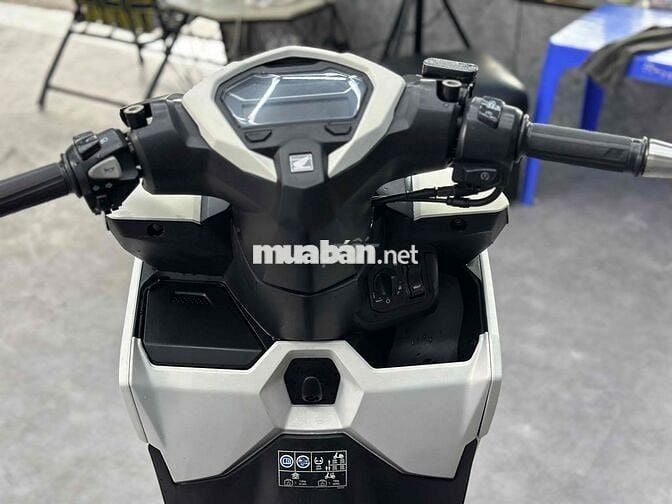 Vario 125 2023 khoá smk, bstp 9c(gop 0 giam cavet)