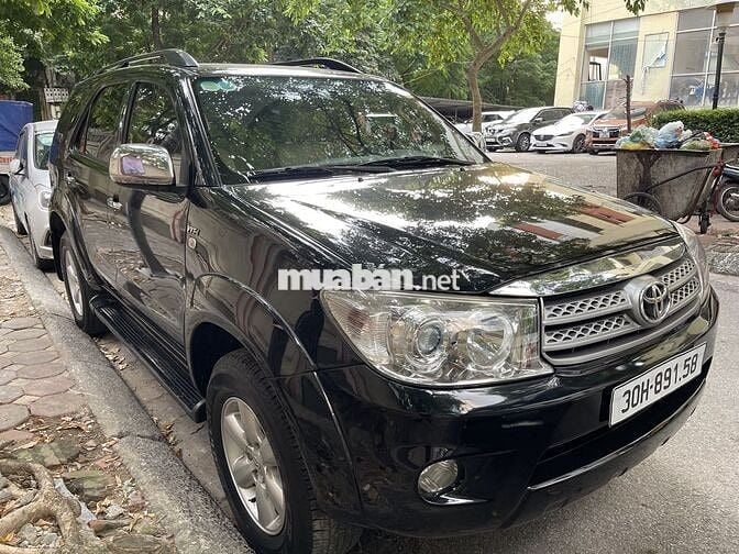 Toyota Fortuner 2010 2.5G - 10000 km