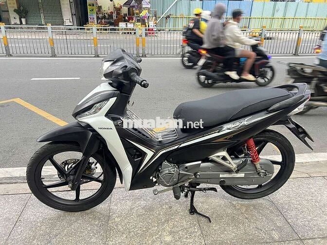 Honda wave RSX Fi 2018 mới 90% Bstp chính chủ