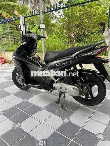 Ab 2012 chính chủ máy êm  zin ngoại hình liền lạc