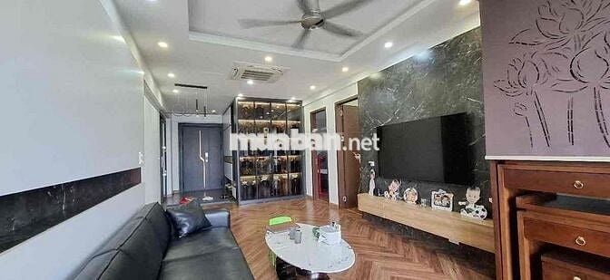 Giá đầu tư 100 m2 sổ đỏ to đùng căn hộ 4 ngủ phố Trường Chinh ô tô đỗ