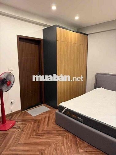 Giá đầu tư 100 m2 sổ đỏ to đùng căn hộ 4 ngủ phố Trường Chinh ô tô đỗ