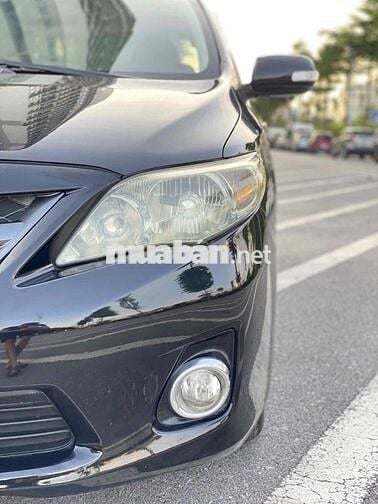 Toyota Corolla Altis 2011 2.0V - 130000 km