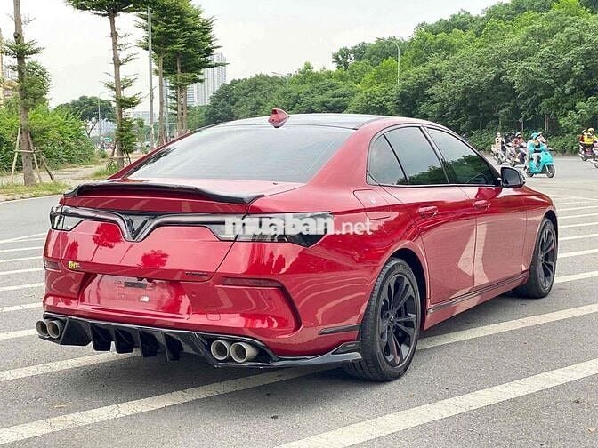 VinFast Lux A2.0 2022 A2.0 Tiêu chuẩn - 50000 km