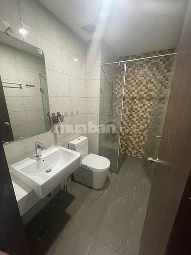 Chung cư Miếu Nổi, Vũ Huy Tân, BT: 72m2, 2p ngủ có ban công, 11tr5