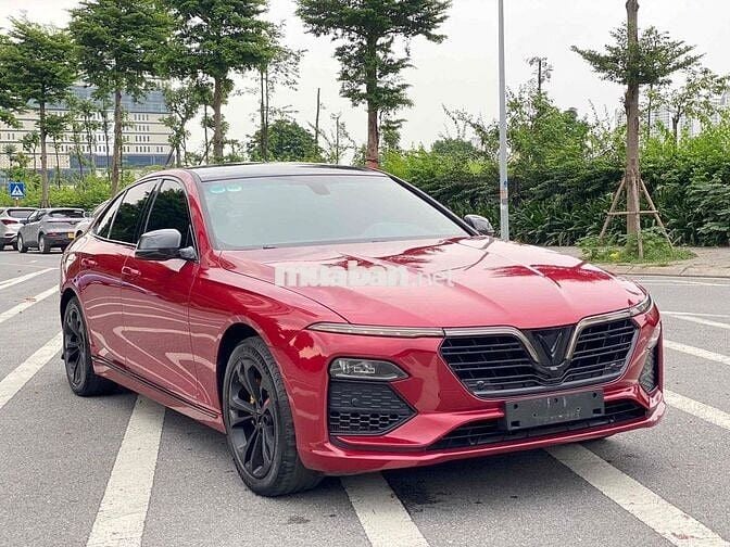 VinFast Lux A2.0 2022 A2.0 Tiêu chuẩn - 50000 km
