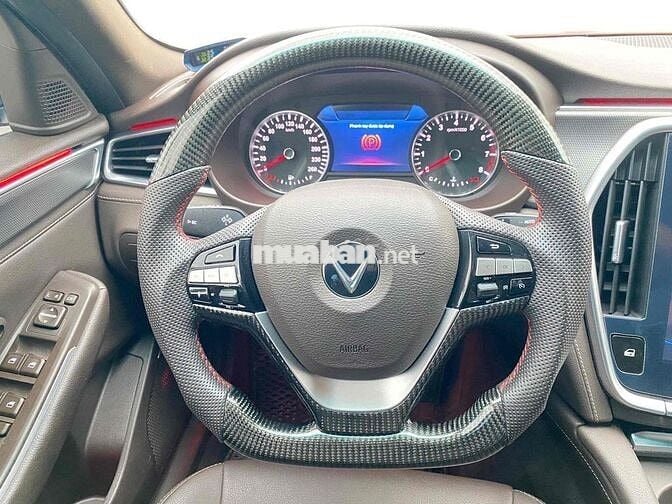 VinFast Lux A2.0 2022 A2.0 Tiêu chuẩn - 50000 km