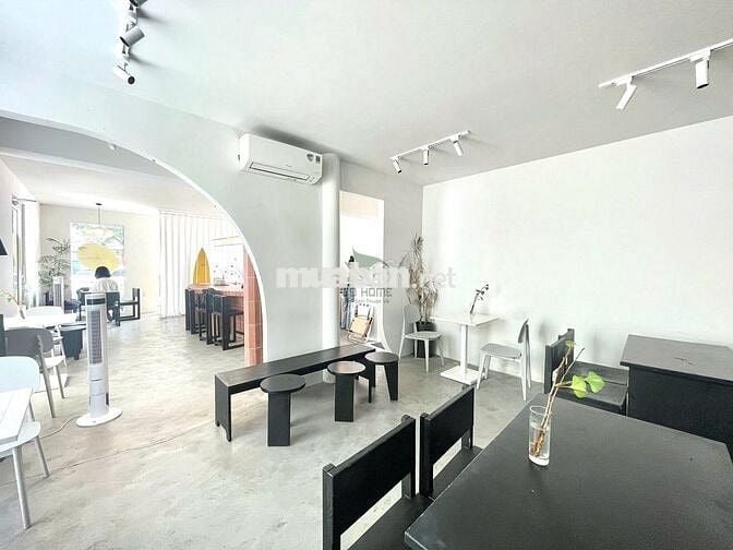 SANG NHƯỢNG MẶT BẰNG QUÁN CÀ PHÊ ĐẸP KHU BÀN CỜ GIÁ 21 TRIỆU/THÁNG