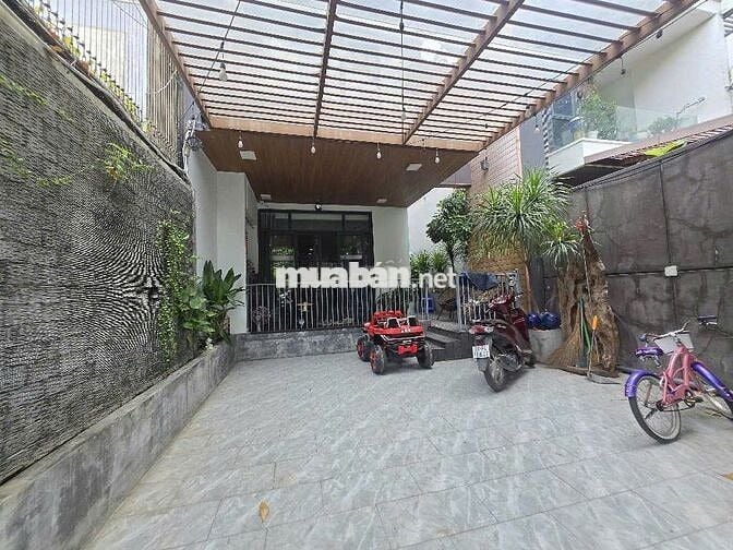Biệt thự sân vườn 3 tầng có dòng tiền ở Hiệp Bình Chánh Thủ Đức 17,5Tỉ