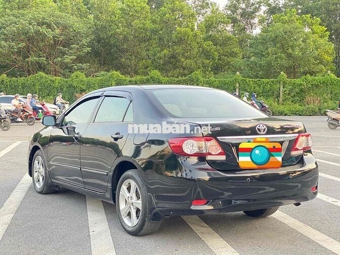 Toyota Corolla Altis 2011 2.0V - 130000 km