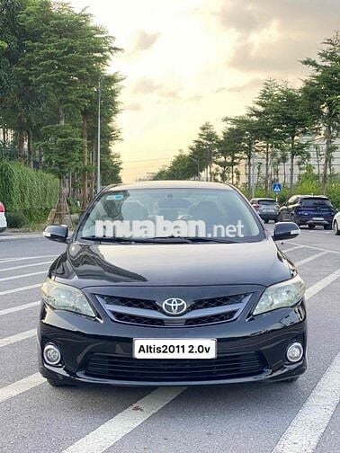 Toyota Corolla Altis 2011 2.0V - 130000 km
