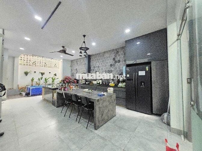 Biệt thự sân vườn 3 tầng có dòng tiền ở Hiệp Bình Chánh Thủ Đức 17,5Tỉ