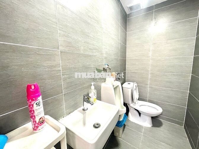 SANG NHƯỢNG MẶT BẰNG QUÁN CÀ PHÊ ĐẸP KHU BÀN CỜ GIÁ 21 TRIỆU/THÁNG