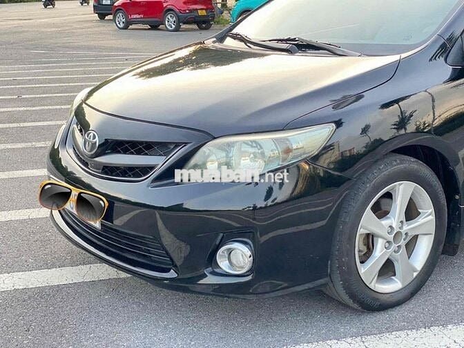 Toyota Corolla Altis 2011 2.0V - 130000 km