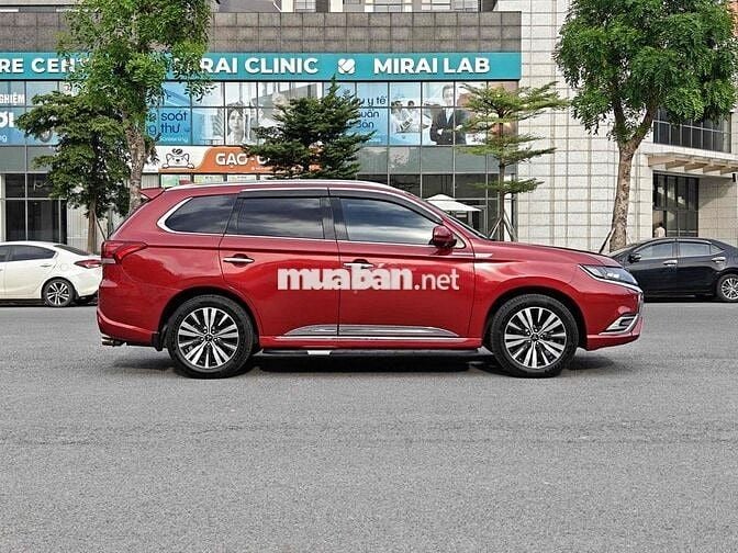 Mitsubishi Outlander 2022 Pre 2.0 CVT - 59000