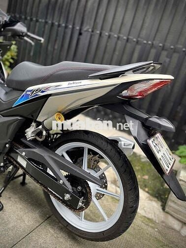 bán xe hỗ trợ góp bao nợ xấu 100% đưa 10tr nhận xe
