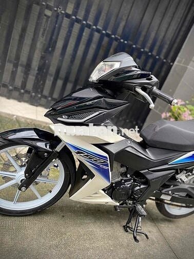 bán xe hỗ trợ góp bao nợ xấu 100% đưa 10tr nhận xe