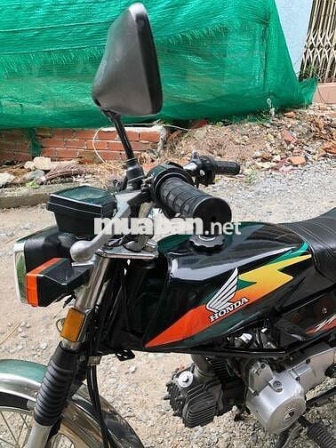 win tàu Máy chạy cực êm  như xe Nhật