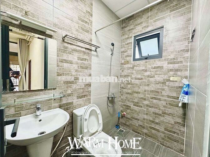 CHO THUÊ CĂN HỘ PENTHOUSE 2PN RỘNG 100m ở Lê Văn Sỹ, Quận 3