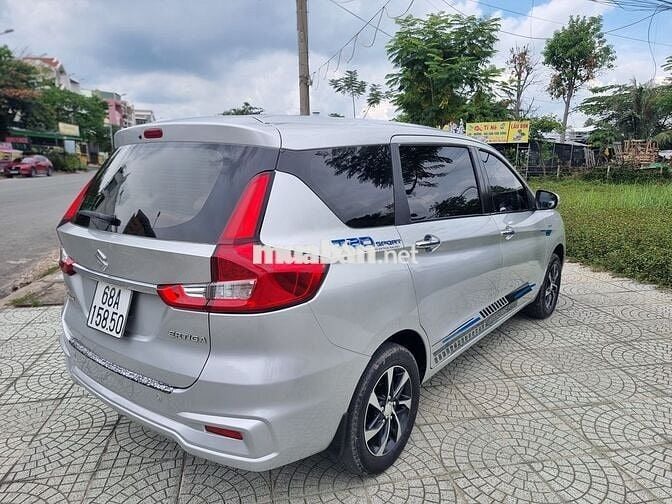 Cần bán xe gia đình ko dịch vụ