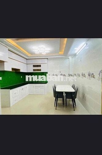 CHÚ MINH CẦN BÁN NHÀ BÀNH VĂN TRÂN, P7,TÂN BÌNH.GIÁ: 6Tỷ350