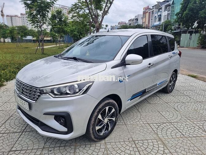 Cần bán xe gia đình ko dịch vụ